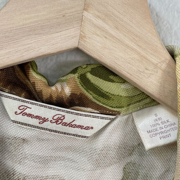 Tommy Bahama Womens Small 100% Silk Tropical Leaf Print Blouse Shirt Hawaiian - Picture 4 of 9